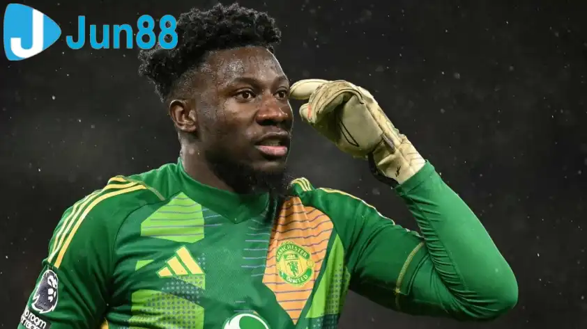 MU hoàn toàn trắng tay từ thương vụ cho mượn Onana (Ảnh: GOAL). MU hoàn toàn trắng tay từ thương vụ cho mượn Onana (Ảnh: GOAL).