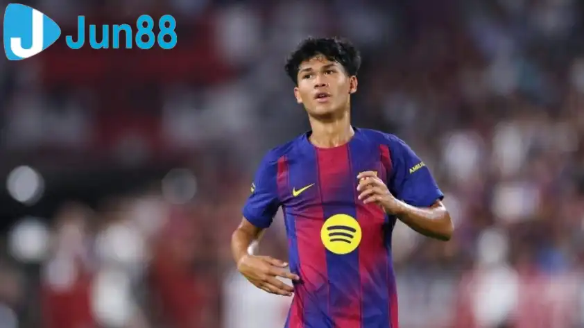 Dro đứng trước những lựa chọn lớn trong sự nghiệp (Ảnh: Fichajes).