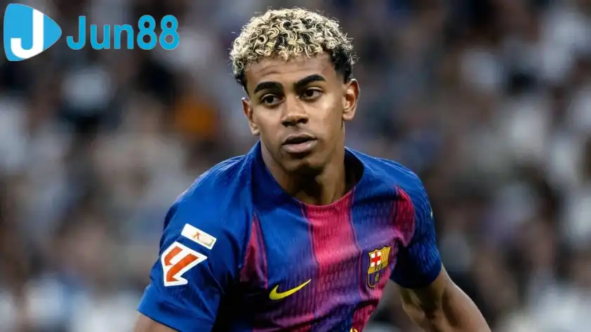 Lamine Yamal được chẩn đoán dính chấn thương mãn tính (Ảnh: GOAL) Lamine Yamal được chẩn đoán dính chấn thương mãn tính (Ảnh: GOAL)