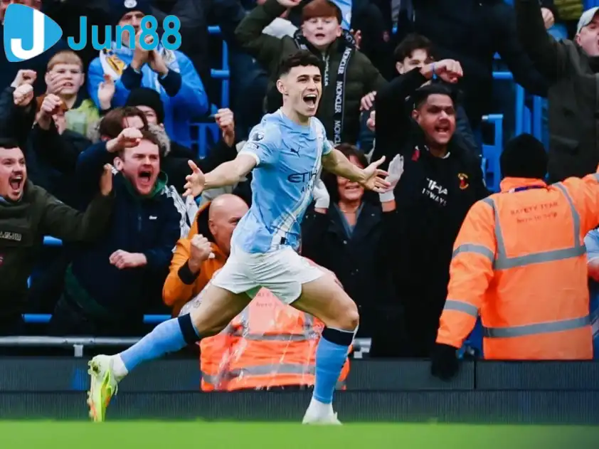 Foden vừa lập cú đúp trong chiến thắng nhọc nhằn của Man City trước Leeds ở vòng đấu vừa qua (Ảnh: CLB) Foden vừa lập cú đúp trong chiến thắng nhọc nhằn của Man City trước Leeds ở vòng đấu vừa qua (Ảnh: CLB)